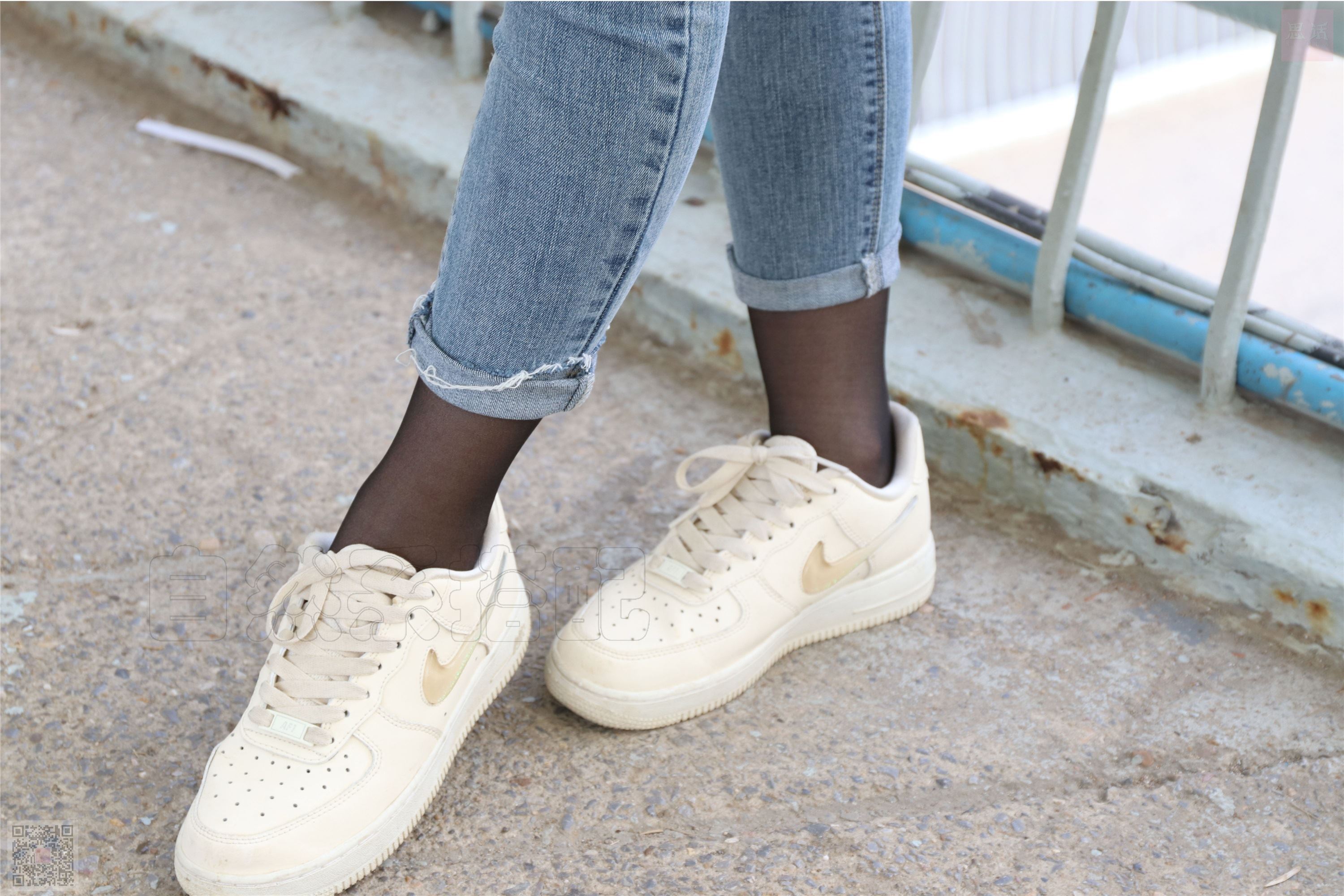 SiHua思话  SH026 露露 人群里的裤里斯